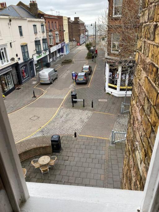 Herne Bay Central - 2 Minutes From Beach Apartment Екстериор снимка