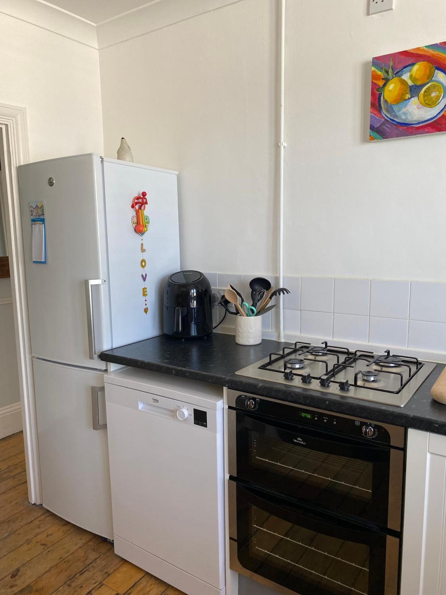 Herne Bay Central - 2 Minutes From Beach Apartment Екстериор снимка