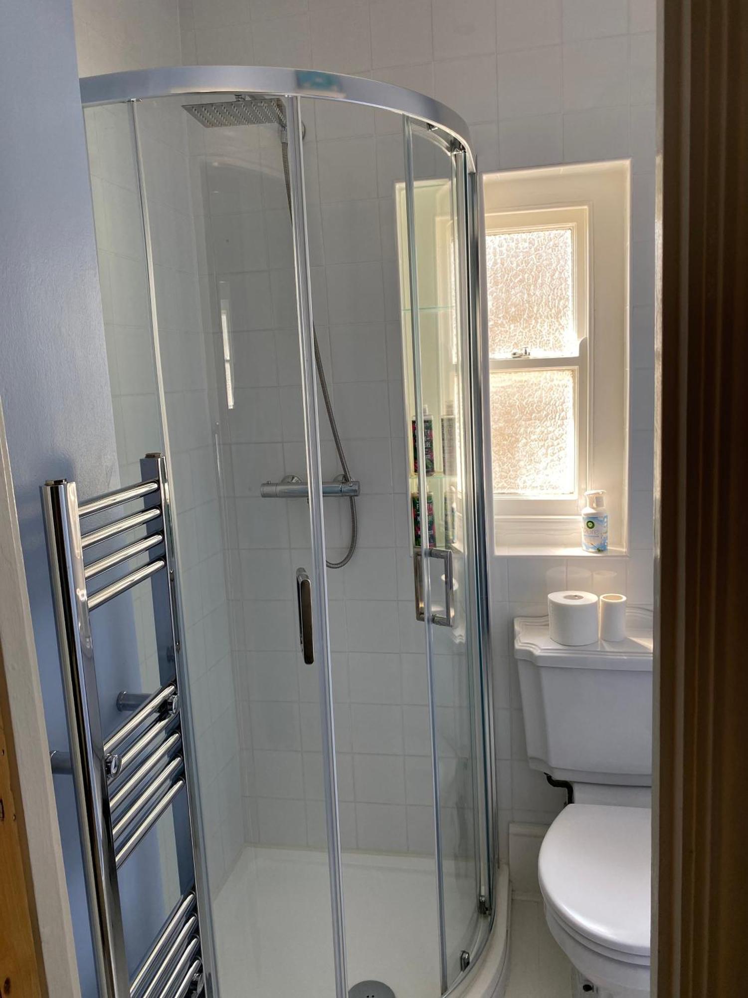 Herne Bay Central - 2 Minutes From Beach Apartment Екстериор снимка